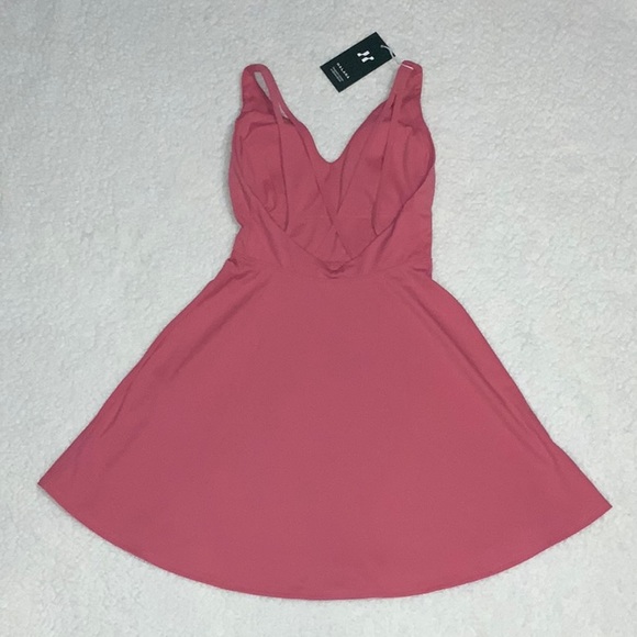 HALARA - NWT 2-Piece Dress w/ Crisscross Back & Made w/ Cloudful™ Fabric - Picture 6 of 13